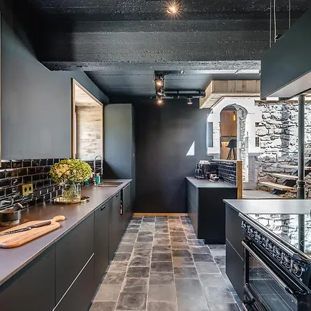 Le Moulin Noir A 400m Du Circuit *